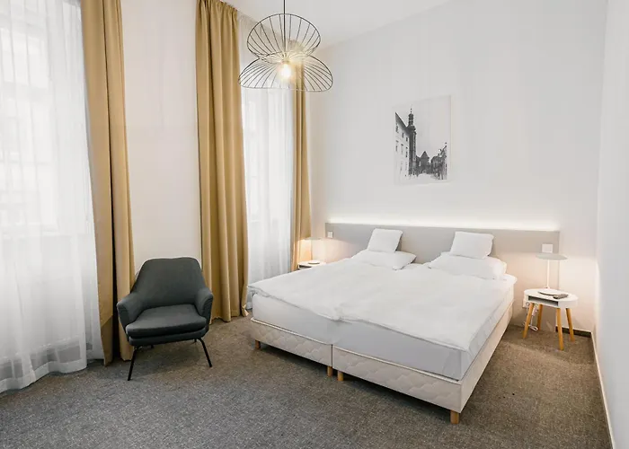 מלון Benedict 3*