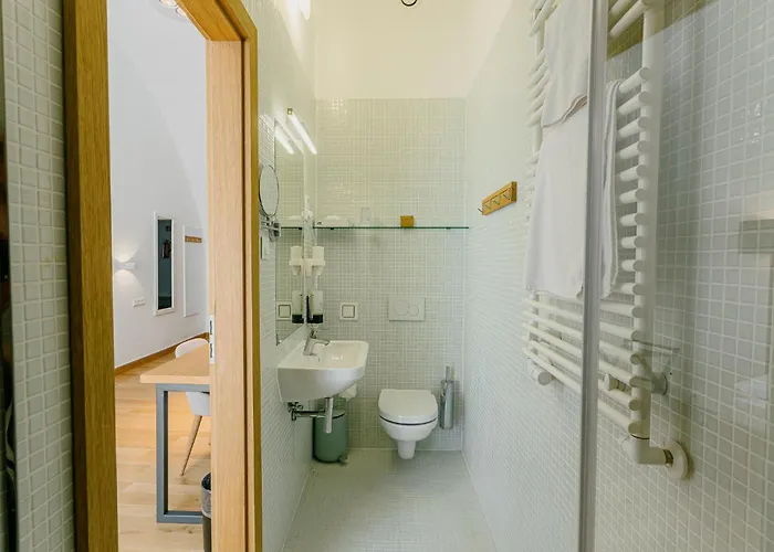 Benedict فندق 3*